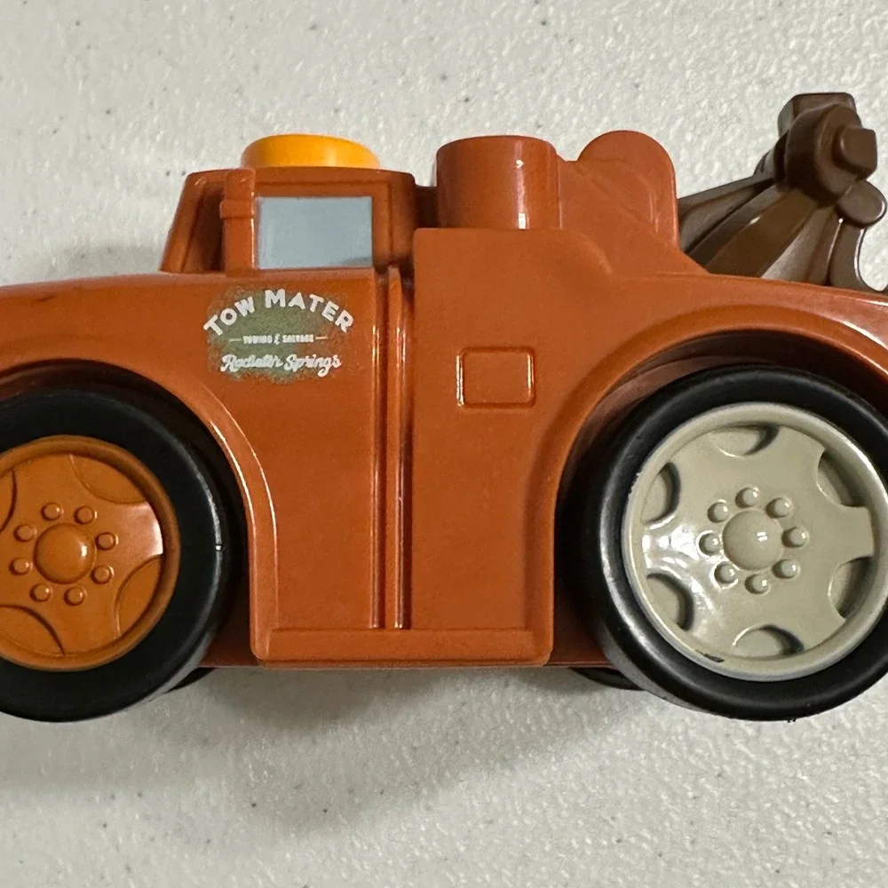 Fisher-Price Disney Pixar Cars 2‎ Tow Mater Talking Toy Truck Light Tested Works